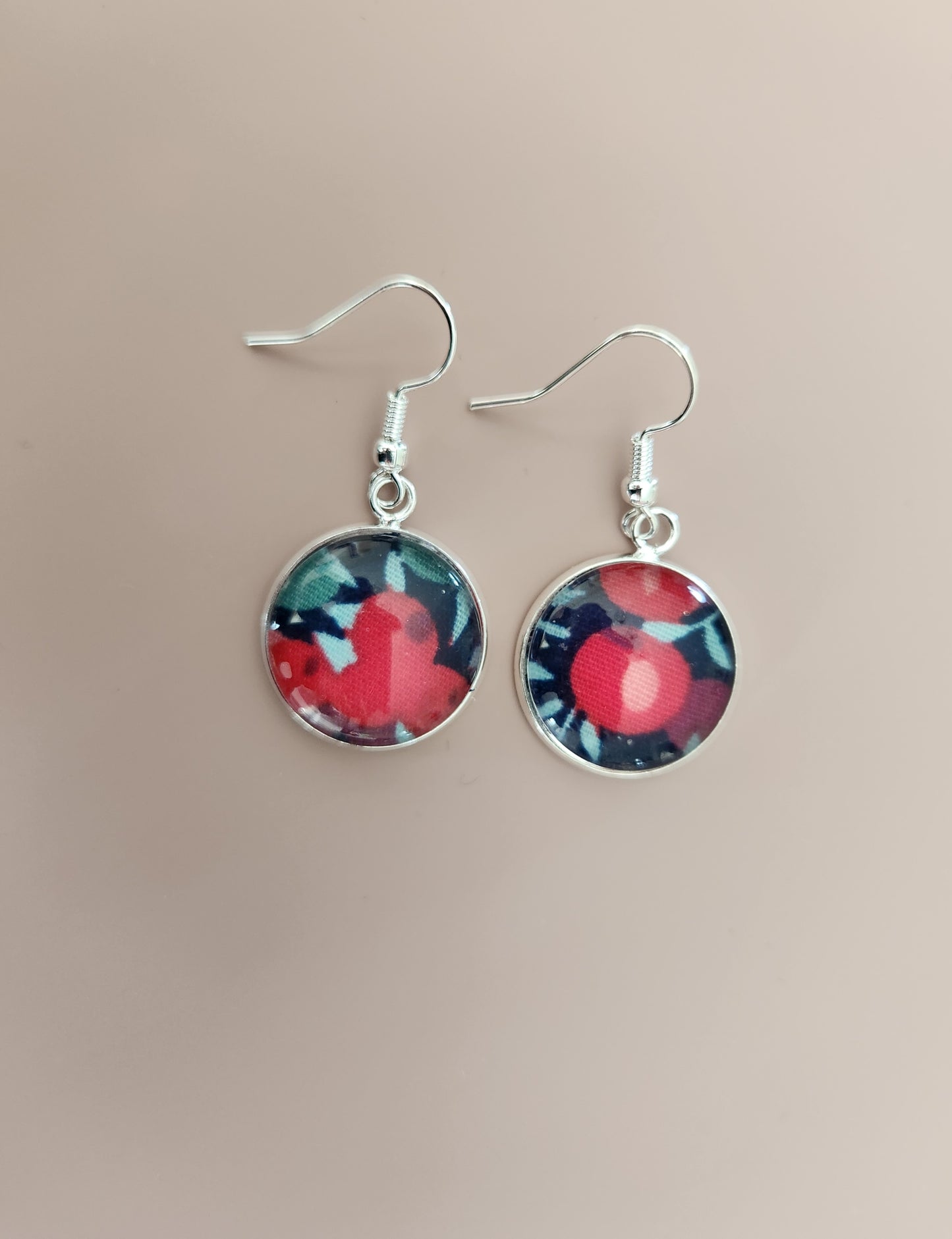 Boucles d'Oreilles Crochet Liberty Argent Vif 18mm - Bijoux Artisanaux Faits Main - Plusieurs Coloris Disponibles