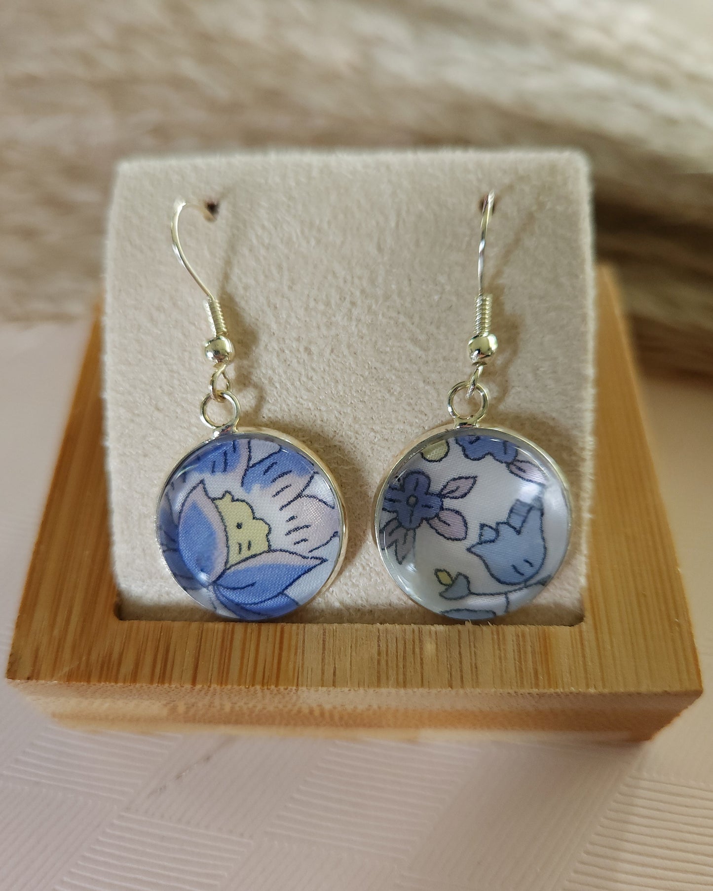 Boucles d'Oreilles Crochet Liberty Argent Vif 18mm - Bijoux Artisanaux Faits Main - Plusieurs Coloris Disponibles