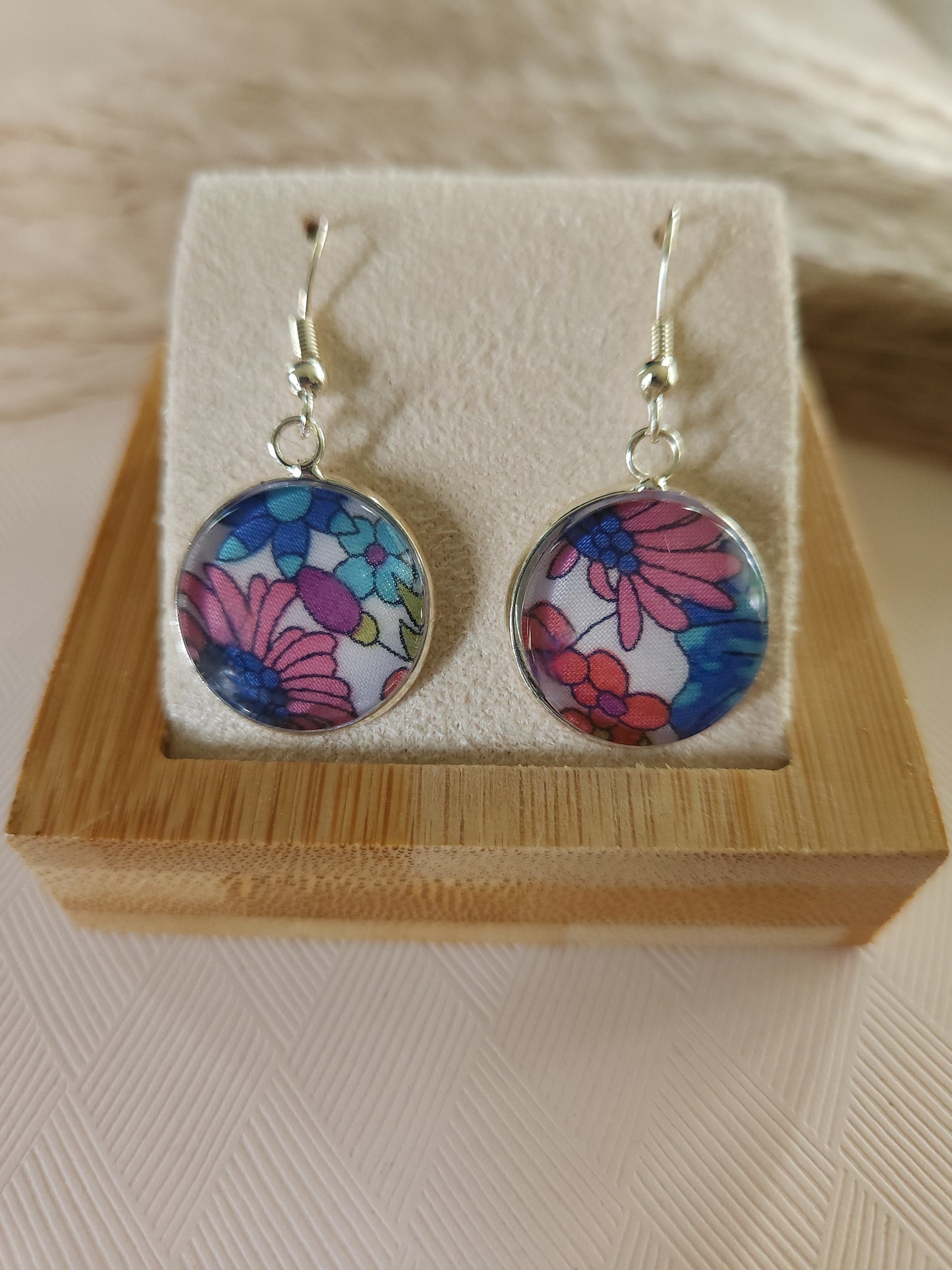 Boucles d'Oreilles Crochet Liberty Argent Vif 18mm - Bijoux Artisanaux Faits Main - Plusieurs Coloris Disponibles