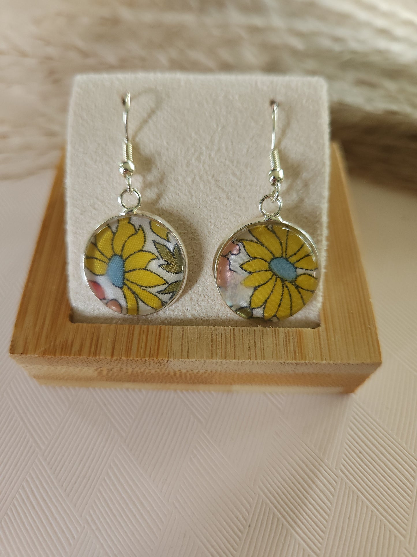 Boucles d'Oreilles Crochet Liberty Argent Vif 18mm - Bijoux Artisanaux Faits Main - Plusieurs Coloris Disponibles