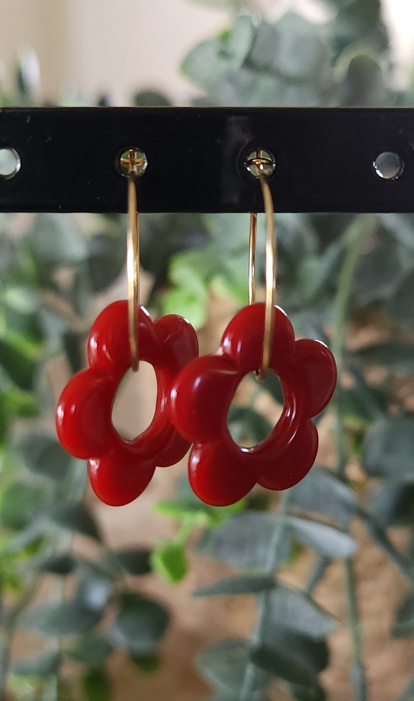 Boucles d'Oreilles Créoles Fleur en Résine 21mm - Bijoux Artisanaux Dorés Or Fin - Acier Inoxydable 316 - Plusieurs Coloris Disponibles