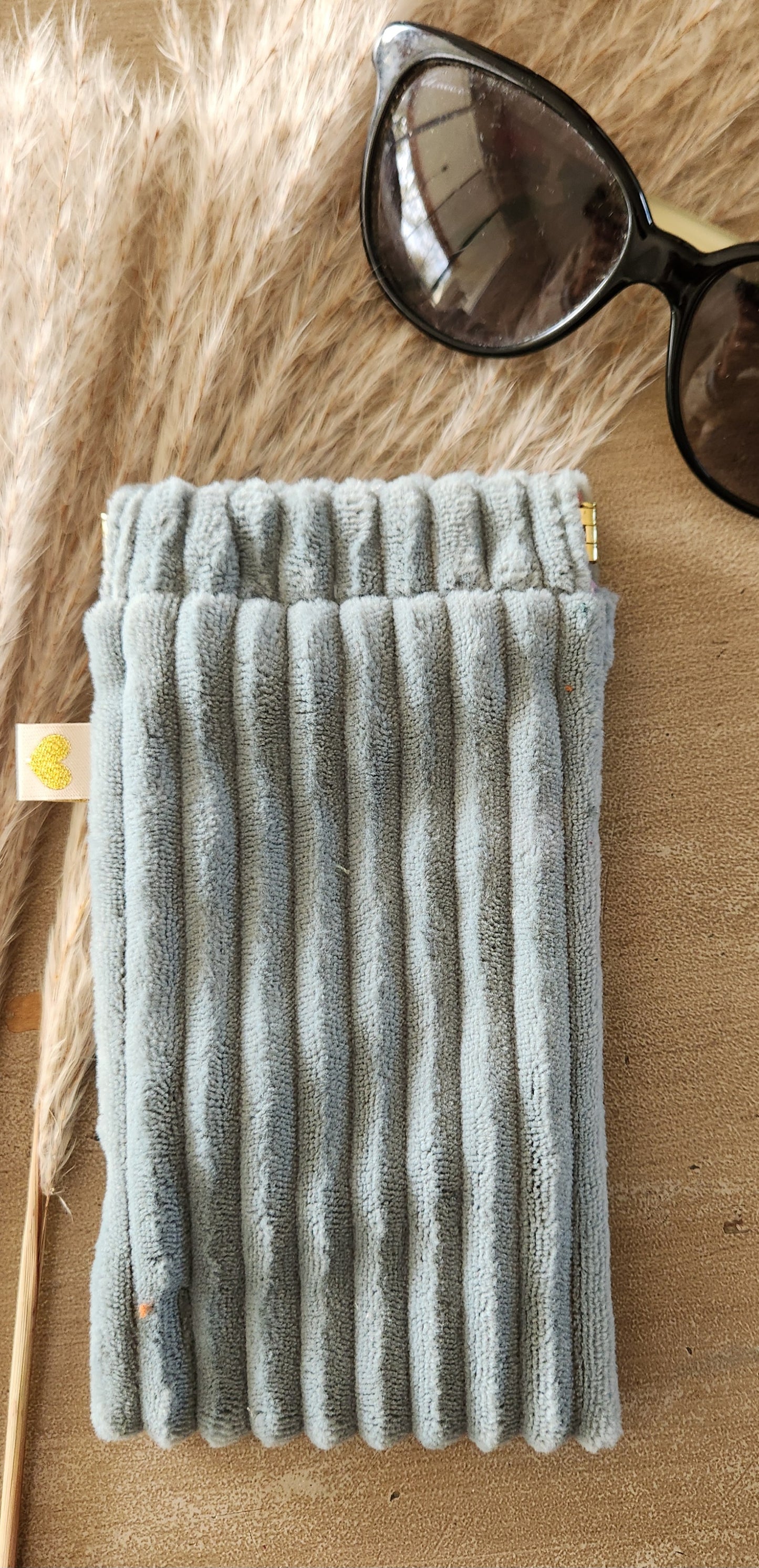 Étui à Lunettes en Velours Côtelé – Fait Main