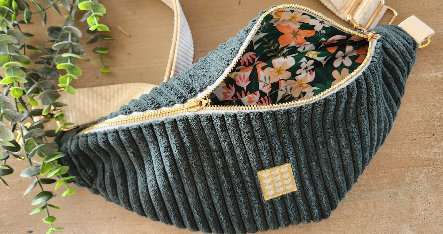 Sac banane en velours côtelé – cousu main